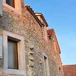 Inn Castle
