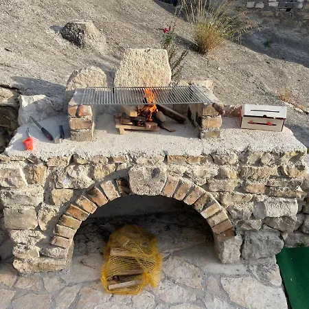 Castle Каштела