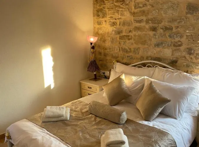 Castle Мини-отель *