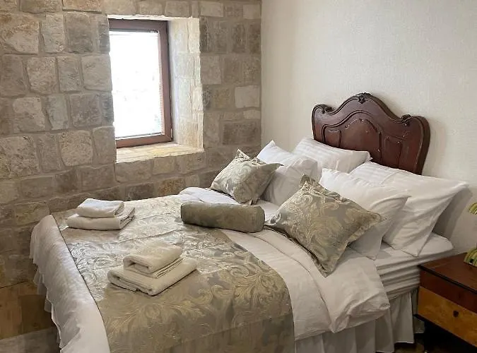 Castle Каштела