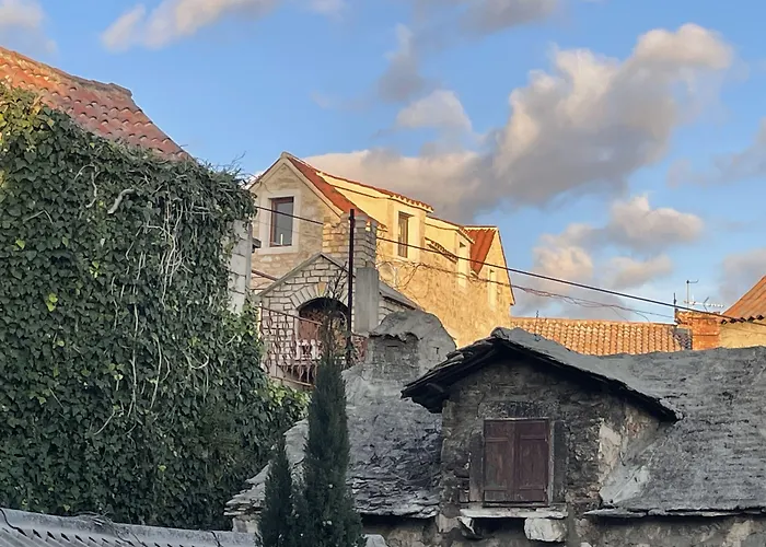 Castle Мини-отель *