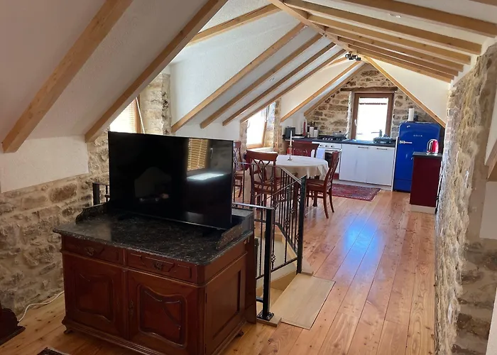 Castle Мини-отель *