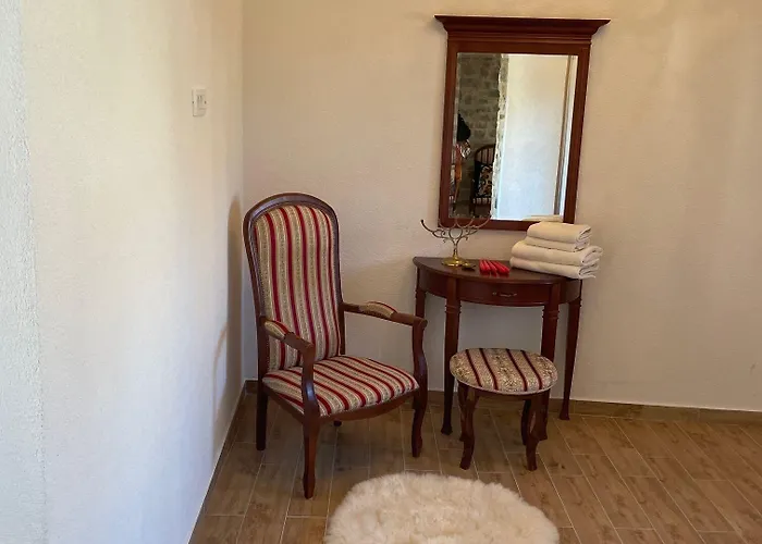 Мини-отель Castle Каштела